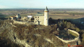 Castle Kuneticka Hill from south