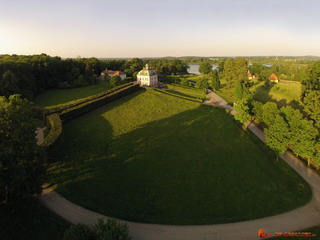 Zámek Fasanenschloss z jihozápadu